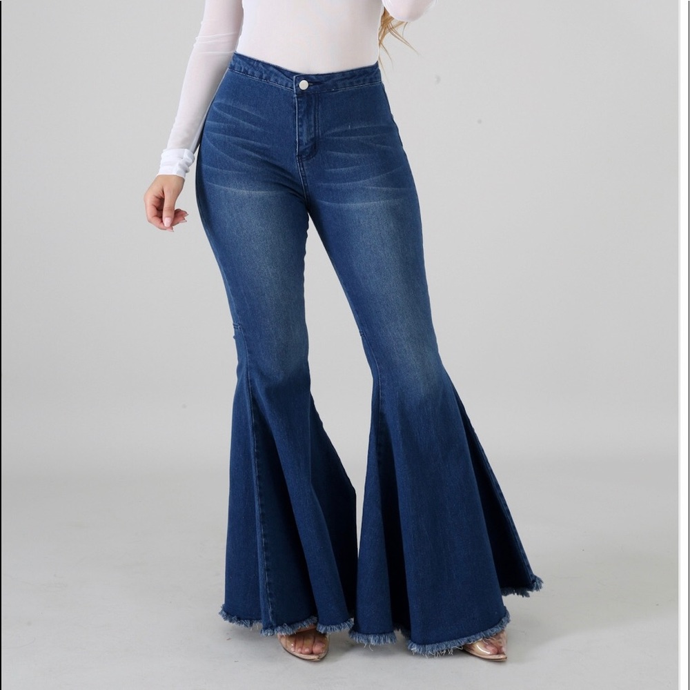Wide Flare Jeans